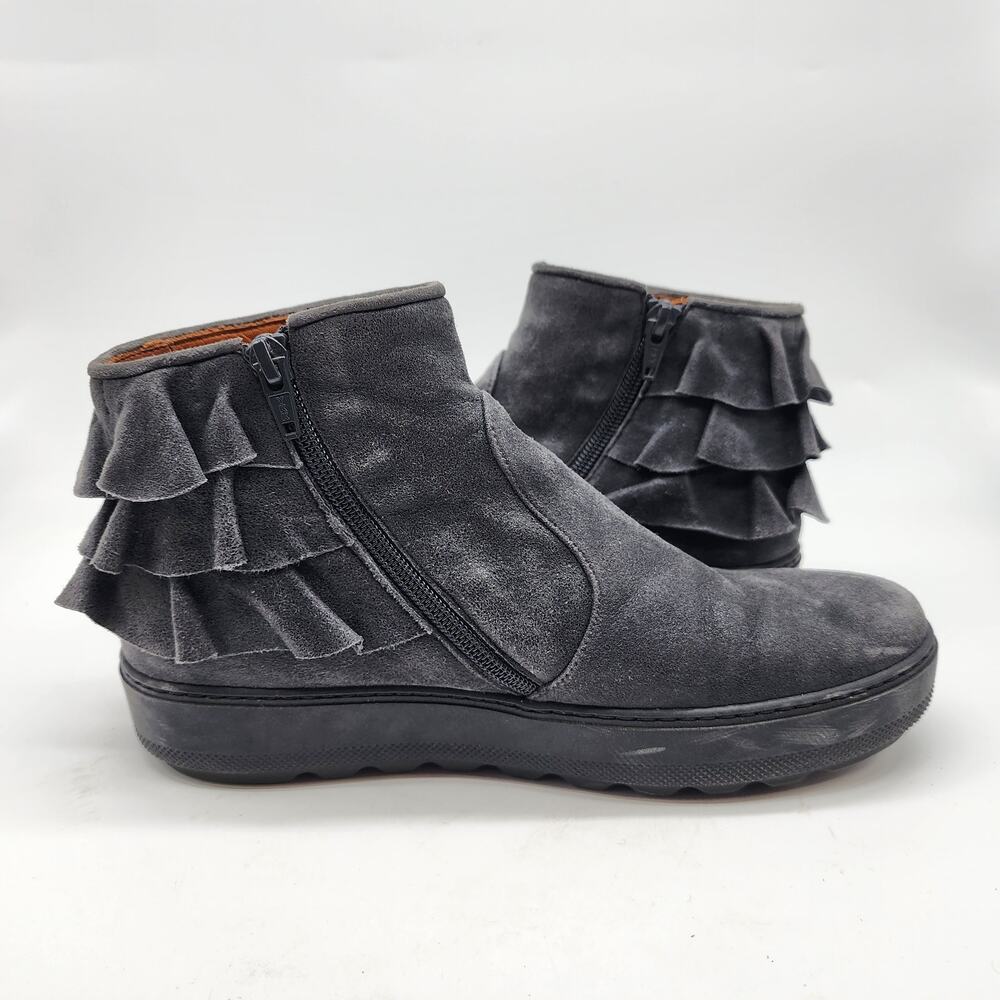 Chie Mihara Suede Ruffle Ankle Boot EU 38 US 8 Gray Side Zip - Picture 5 of 8